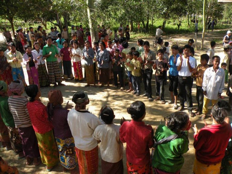 Communities and bio-cultural diversity in Cambodia