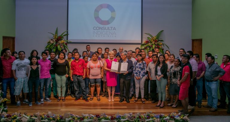Costa Rica firma Mecanismo General de Consulta a Pueblos Indígenas