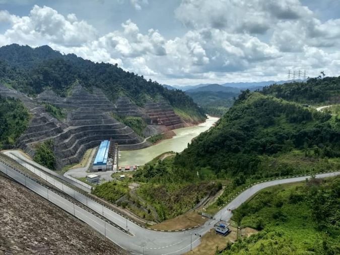 Mega Dams: Glorifying Bakun to Promote Papar