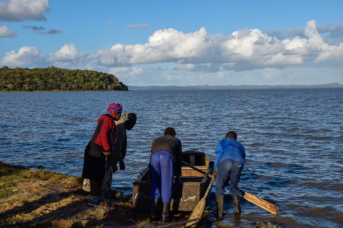 Reflections about Species On The Move: Indigenous and local knowledge as relationships for living and connecting