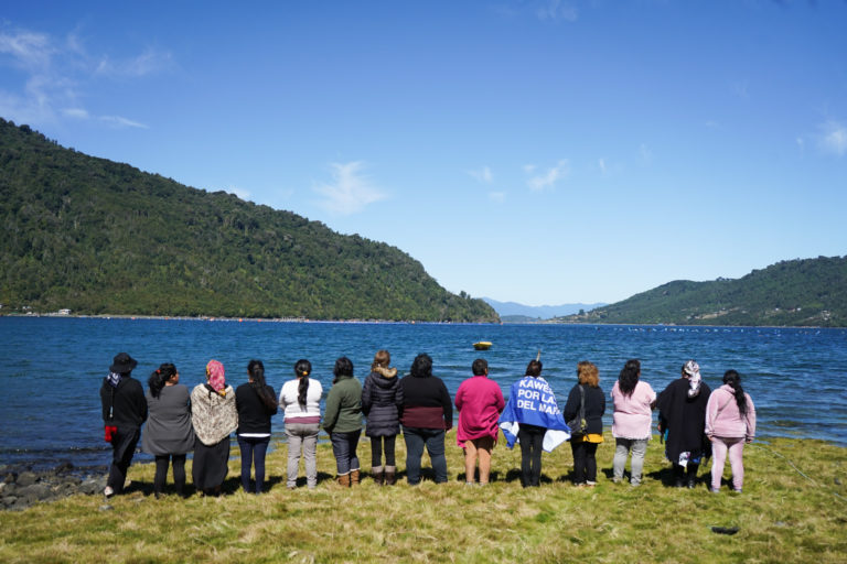 Image for Weaving networks as Indigenous women of the sea: everyday political action and resistance from the territorial level